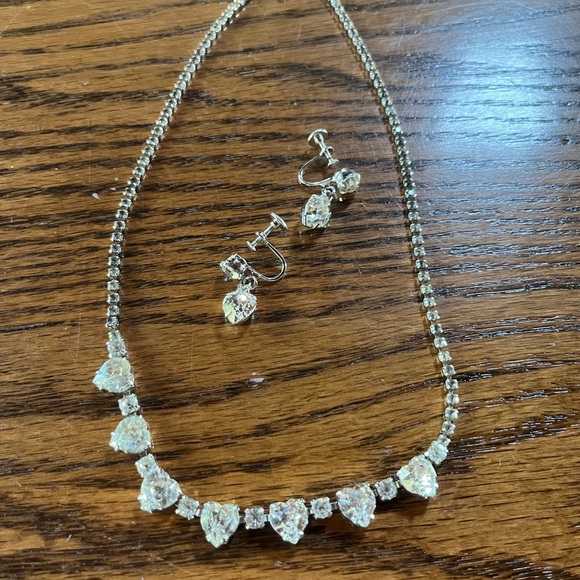 Heart-shaped rhinestone, choker and matching screwback earrings vintage silver - Picture 5 of 11